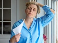 Study Finds Hormone Replacement Therapy Can Safely Treat Menopause Symptoms