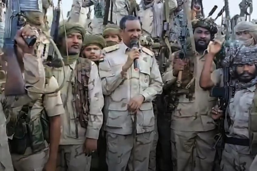 RSF commander Mohamed Hamdan Daglo addressing his fighters at an undisclosed location, in