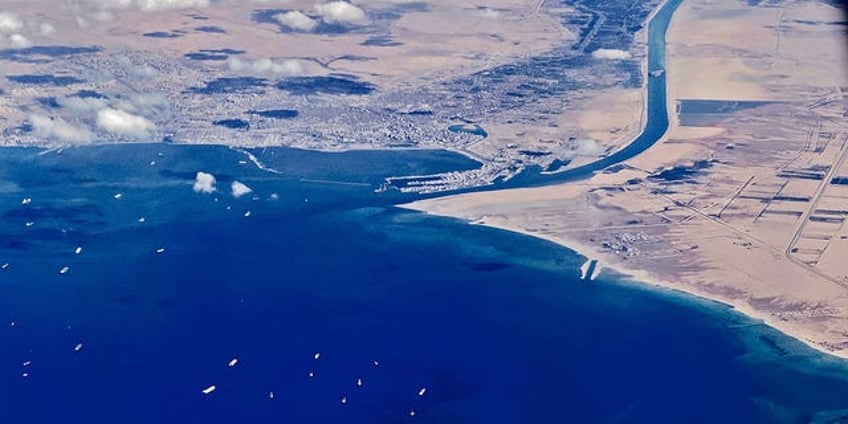 suez canal tugboat sinks after collision with tanker