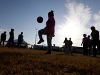 Suit challenges new rules on children in federal custody who crossed into US