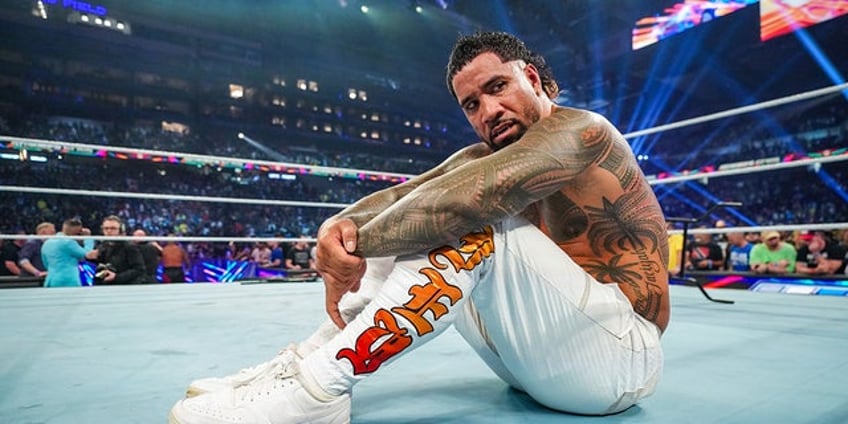 summerslam 2023 roman reigns retains title after stunning turn iyo sky cashes in on bianca belair