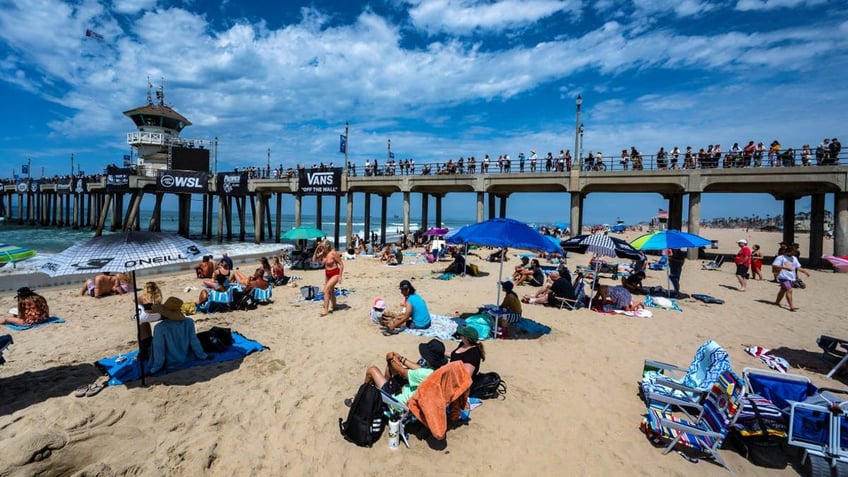 sunset beach closed briefly sunday after shark sighting