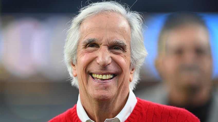 Henry Winkler at a Chiefs game in 2022