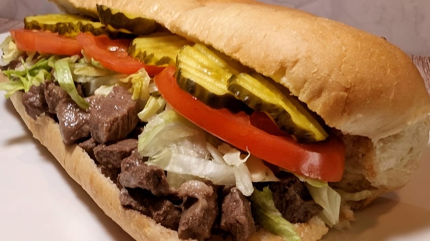 Beef po'boys