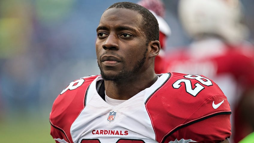 Rashard Mendenhall with the Cardinals