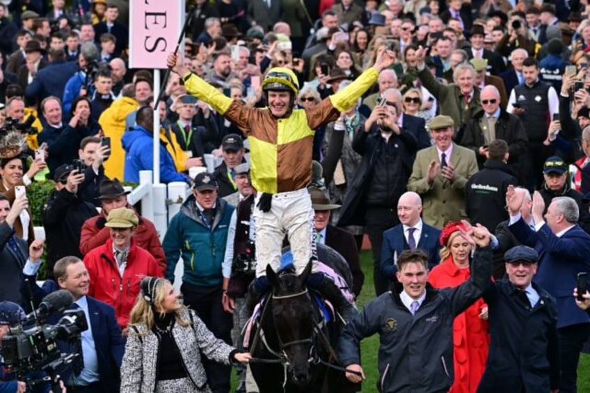 Paul Townend returns to a hero's welcome on board back-to-back Gold Cup winner Galopin Des