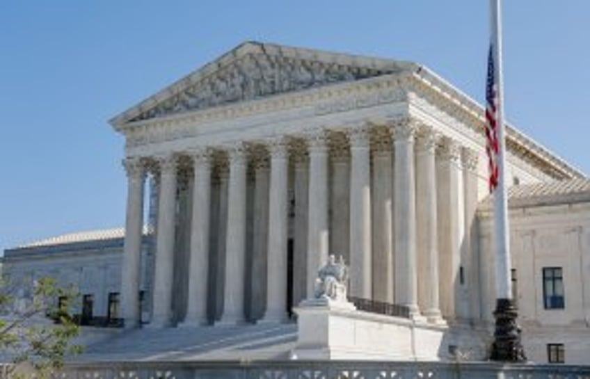 Supreme Court allows Trump administration to revoke temporary protected status for Venezue