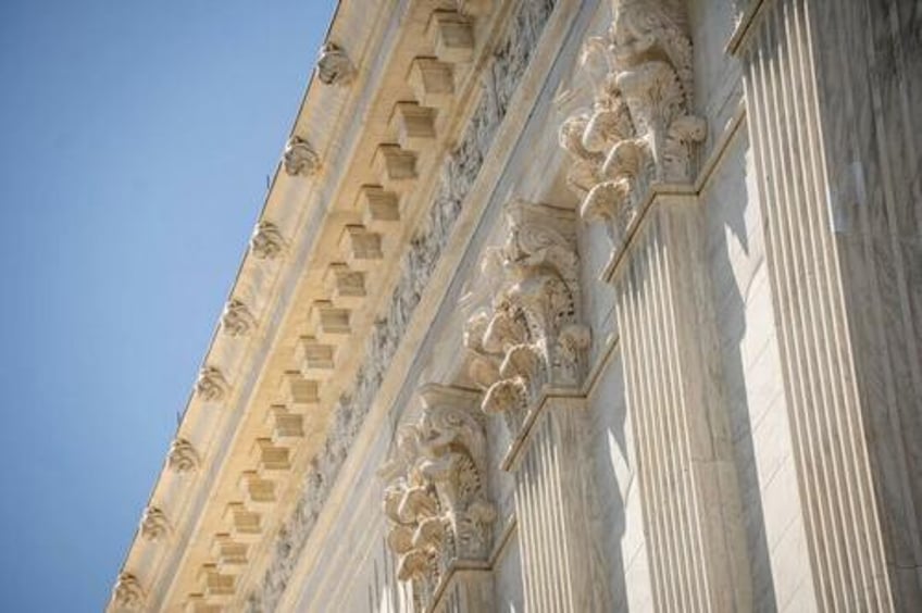 supreme court allows victims of terrorist attacks overseas to sue in us courts