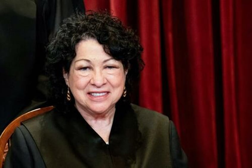 supreme court justice sotomayor asks lawyers to stand up and fight