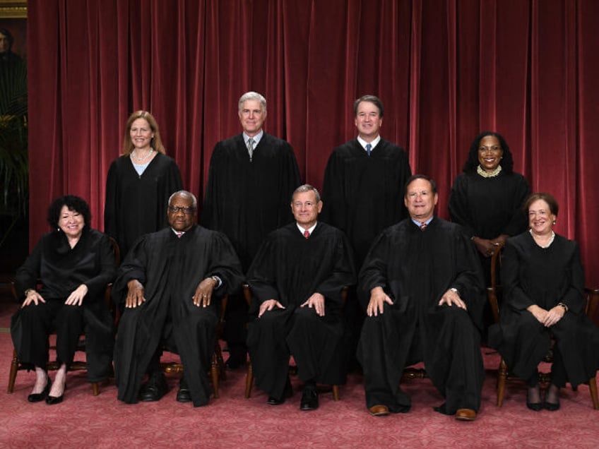 US-JUSTICE-SUPREME-COURT-GROUP-PHOTO