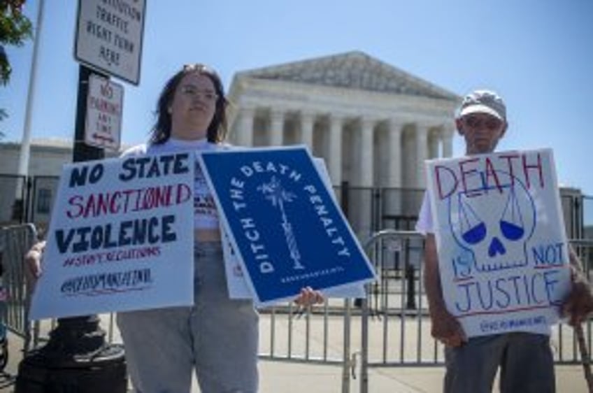 Supreme Court to weigh overturning Okla. death row inmate Richard Glossip's conviction