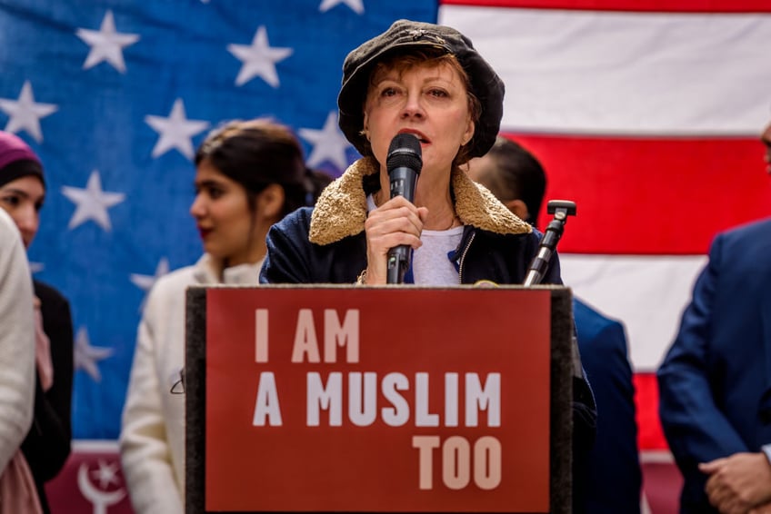 susan sarandon ignores hamas terrorists while declaring i stand with palestine