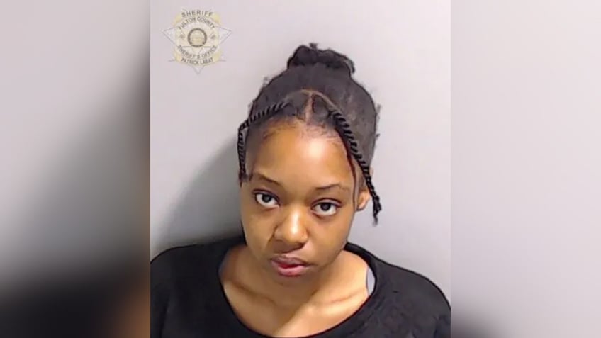 Mugshot of Laneisha Shantrice Henderson