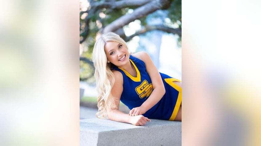 Madison-Brooks-cheerleader