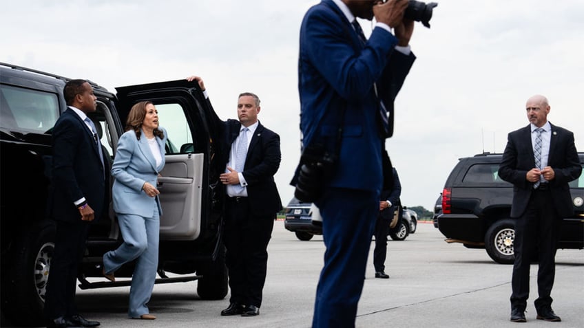 Kamala Harris exits her motorcade