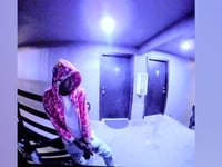 Suspected Tren de Aragua gang members terrorize apartment complex in shocking doorbell video