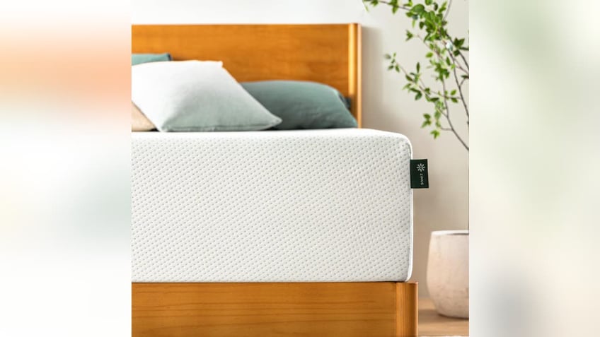 Get healthier sleep with an organic mattress. 