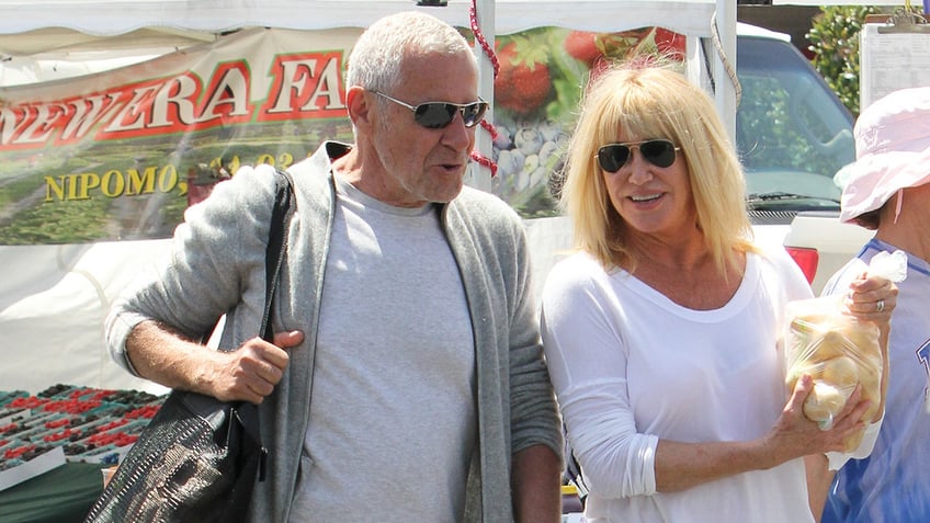 suzanne somers husband alan hamel gave her romantic love poem hours before her death