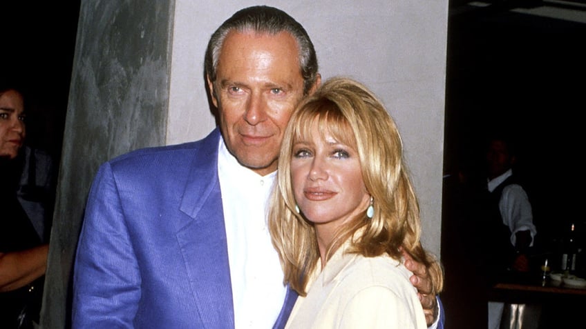 suzanne somers husband alan hamel gave her romantic love poem hours before her death