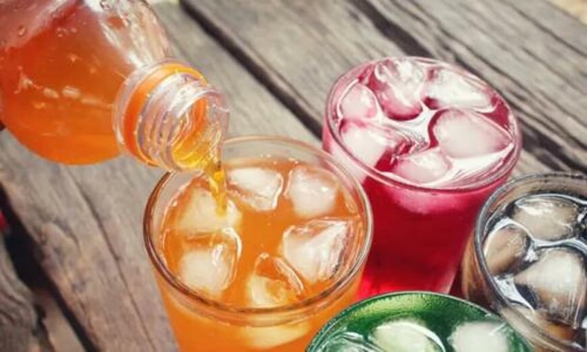 sweetened drinks are linked to chronic liver disease and liver cancer