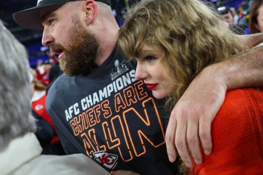 The romance between Travis Kelce of the Kansas City Chiefs and Taylor Swift is fascinating