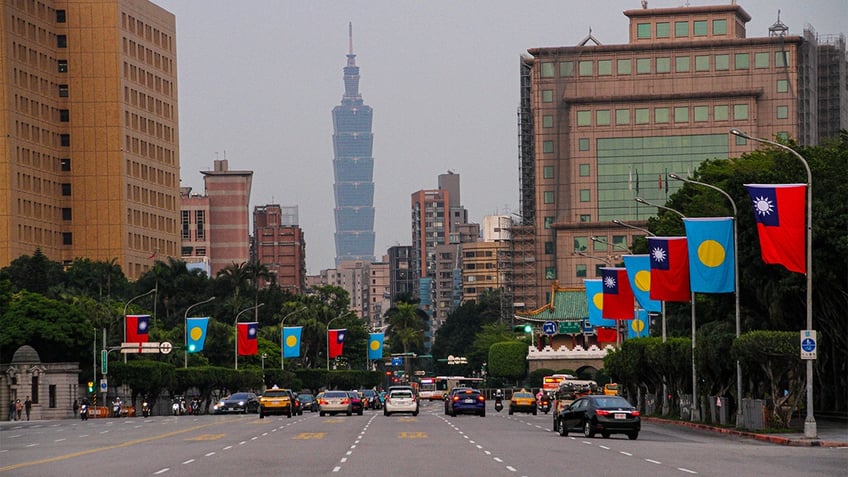 Taipei skyline