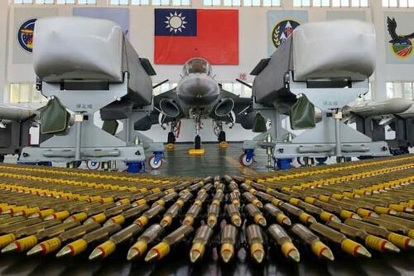 taiwan mulls massive 15bn arms package to signal trump its serious about defense