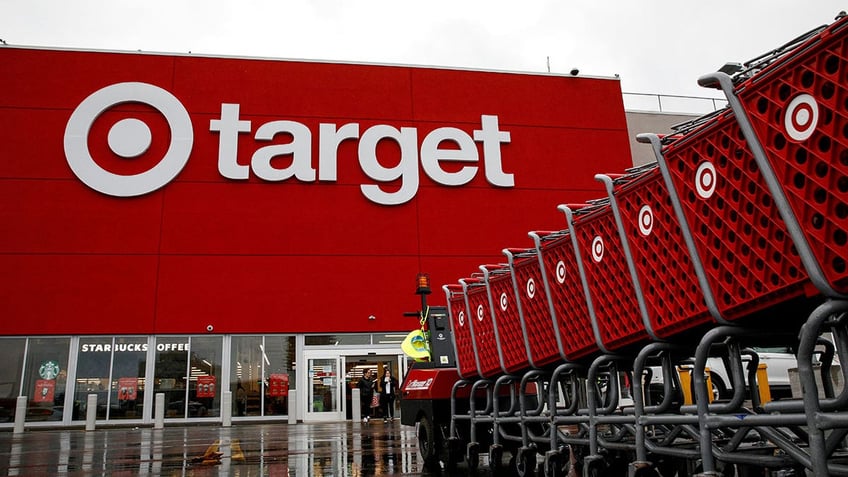 target shutters stores consumers affected as major companies grapple with massive theft losses