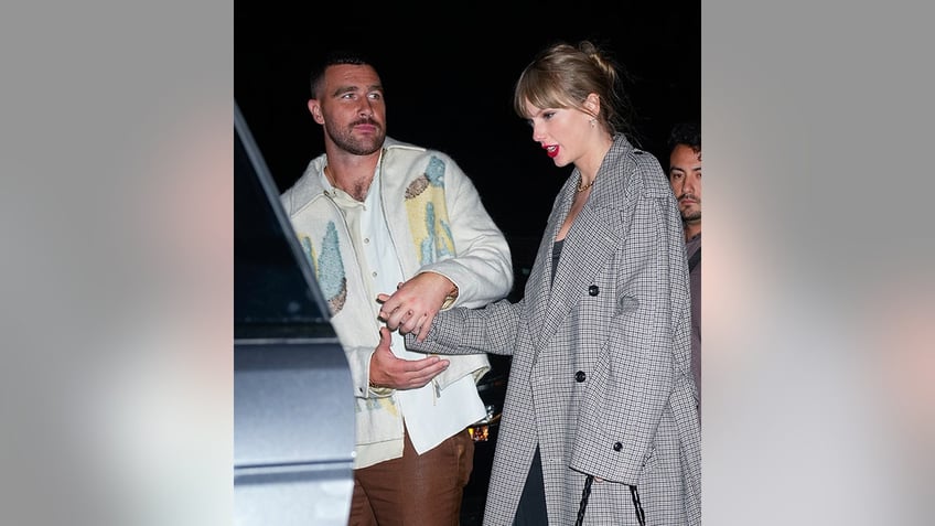 taylor swift and travis kelce leave snl after party together hand in hand after surprise cameos