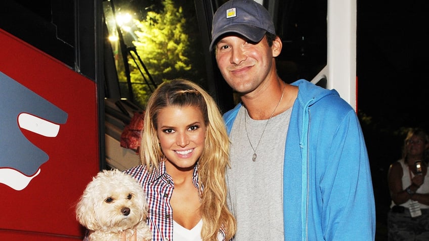 taylor swift travis kelce dating rumors why celebrity nfl romances never go out of style