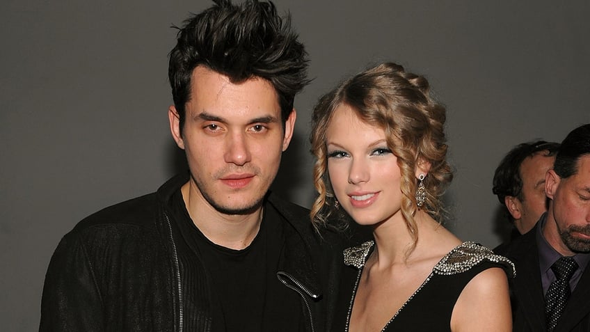 taylor swift travis kelces romance has real potential they both have strong family values expert says