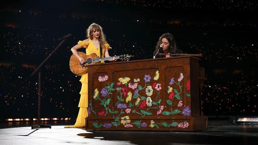 Taylor Swift and Gracie Abrams performing together