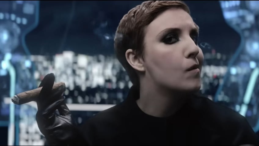 Lena Dunham in the "Bad Blood" music video