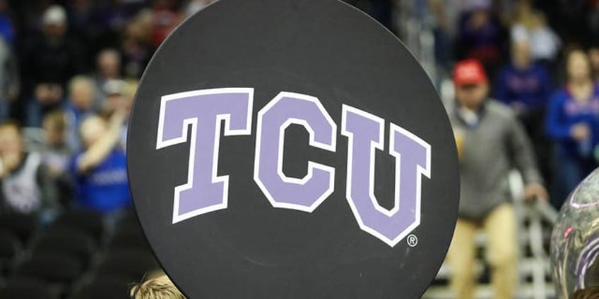 tcu 455 pound freshman nicknamed big bubba going viral as expected fan favorite this season