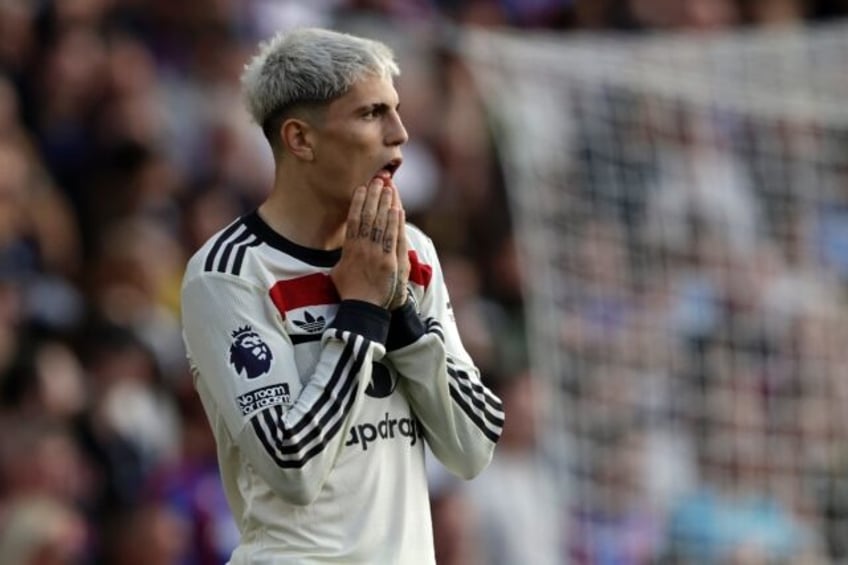 Alejandro Garnacho hit the crossbar for Manchester United