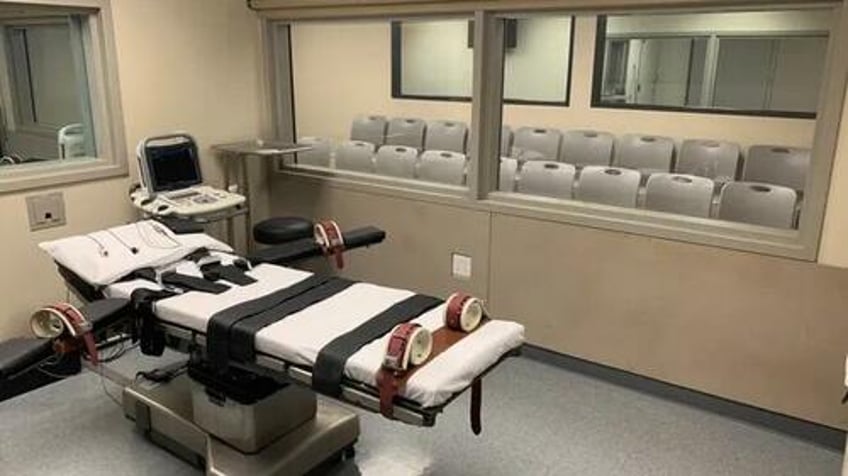 tennessee law allowing death penalty for pedophiles goes into effect only democrats oppose it