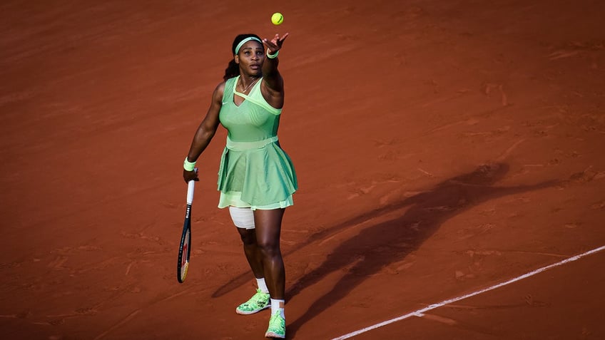 tennis legend serena williams crashes miami heat locker room encourages teams to kick butt