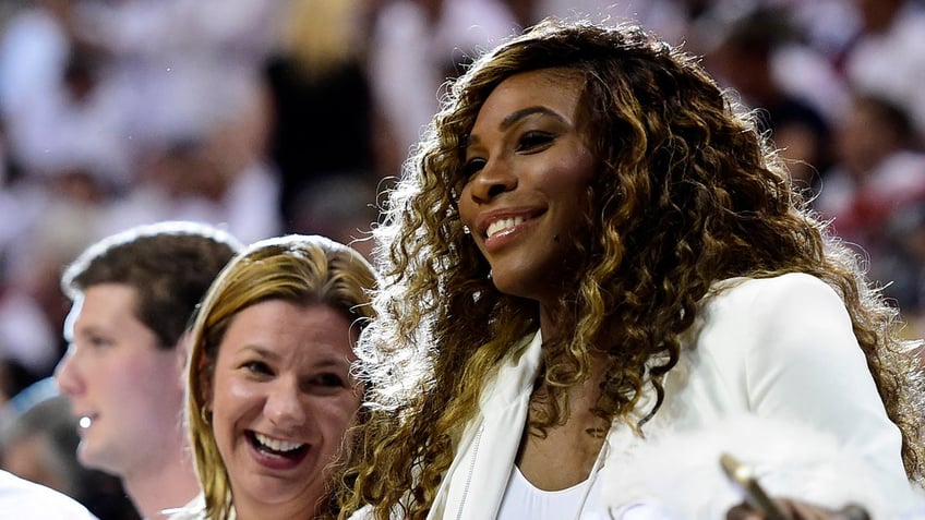 tennis legend serena williams crashes miami heat locker room encourages teams to kick butt