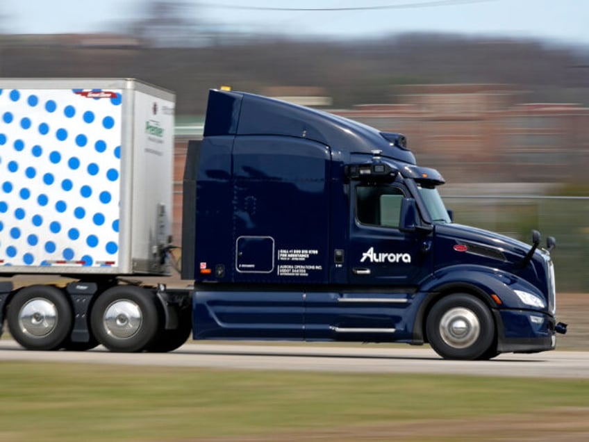 driverless truck Aurora