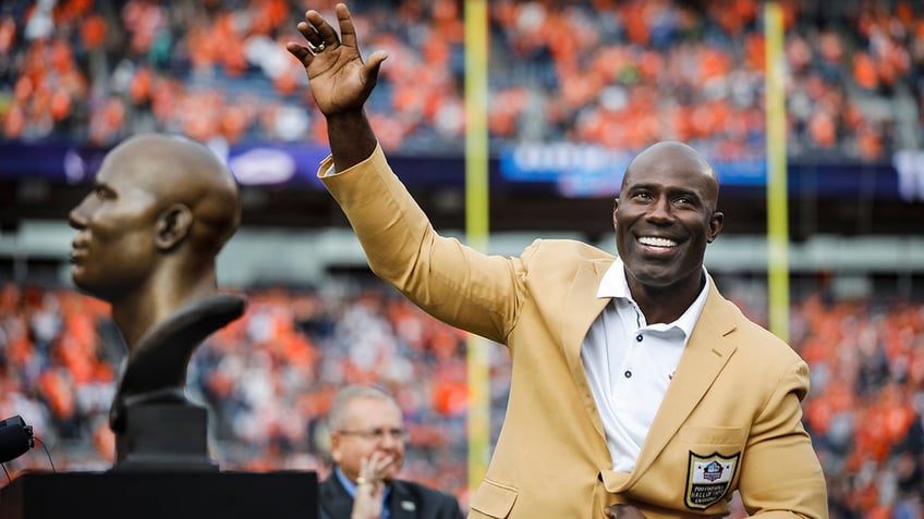 Terrell Davis thanks fans