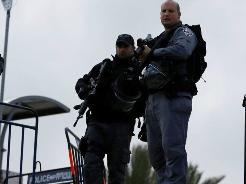 terror attack thwarted bombs found in downtown jerusalem
