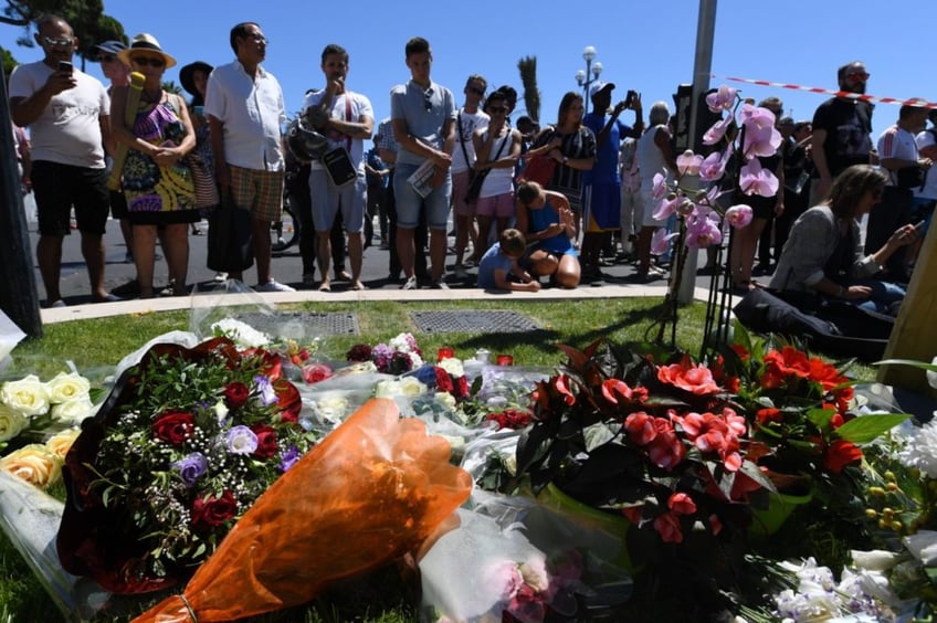 terror truck crashes into crowd celebrating bastille day at least 80 dead