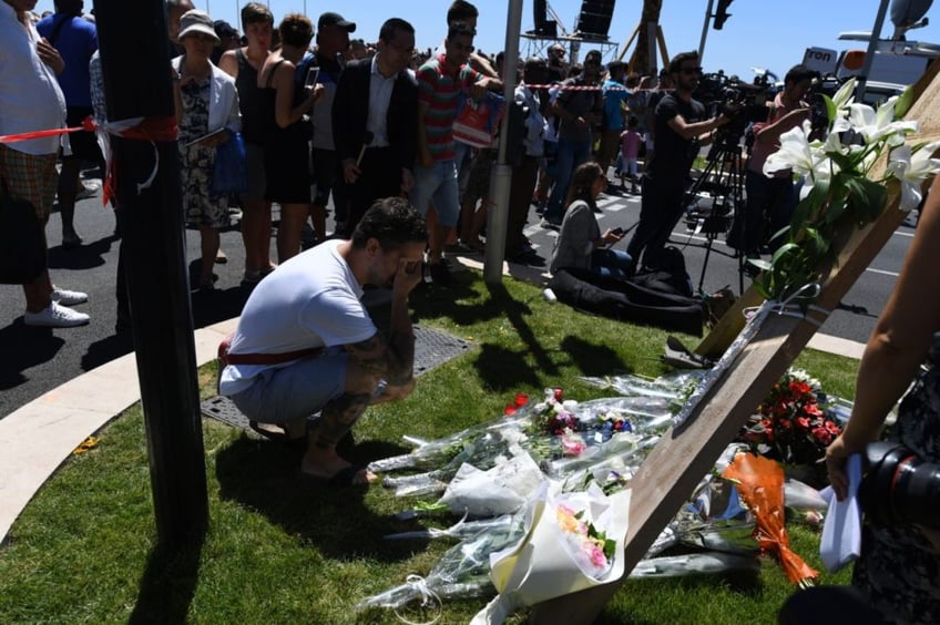 terror truck crashes into crowd celebrating bastille day at least 80 dead