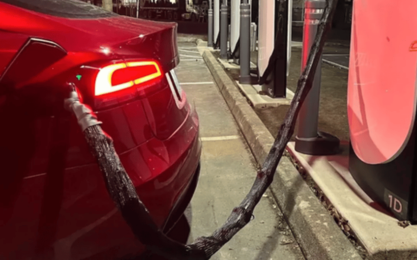 tesla testing exploding dye cables to deter scrap metal thieves