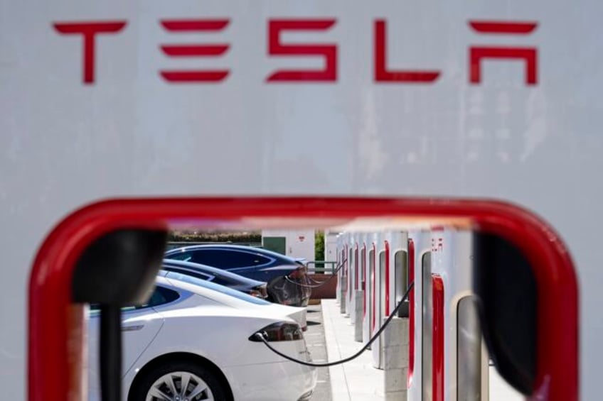 teslas price cuts eat into cybertruck makers profits as net income plunges 44 in the 3rd quarter