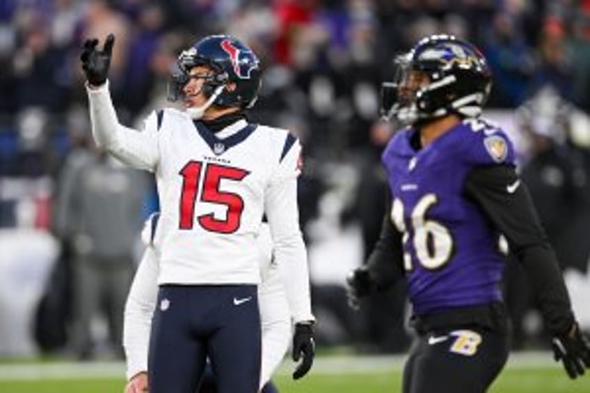 Texans, kicker Ka'imi Fairbarin agree to $15.9M extension