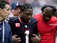 Texans star Stefon Diggs out for the season with torn ACL