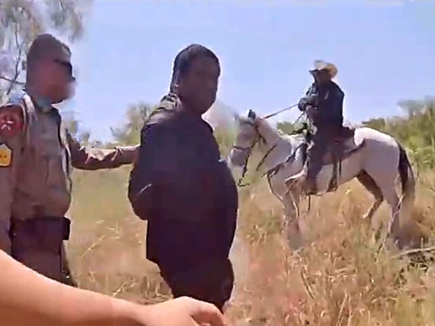 Trooper and Horse Mounted Agents Arrest Alleged Human Smuggler (Texas DPS Video Screenshot