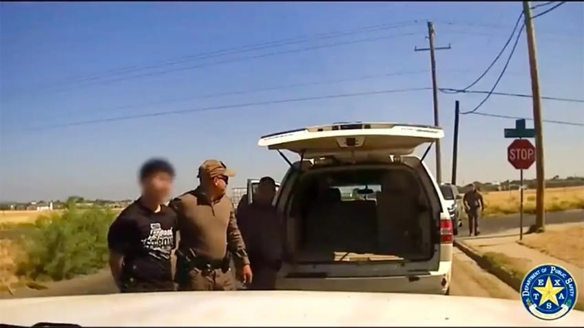 texas authorities charge 14 year old driver with human smuggling after pursuit near us mexico border