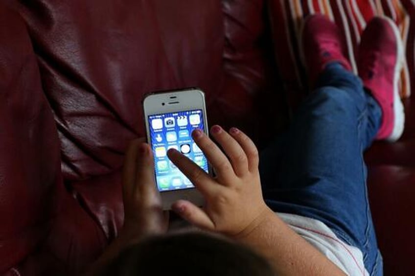 texas ban on social media for under 18s fails to pass senate